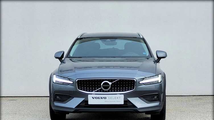 Volvo V60 Cross Country cena 169999 przebieg: 88850, rok produkcji 2021 z Jędrzejów małe 436